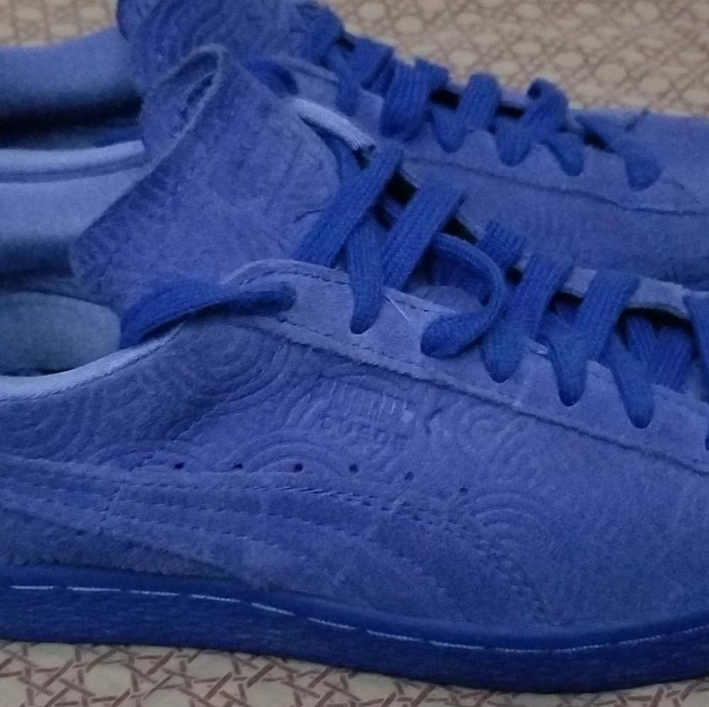 Puma sneakers